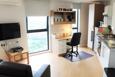 1 bed studio, Eastern Blvd, City Centre, Leicester, LE27JD - Image 1